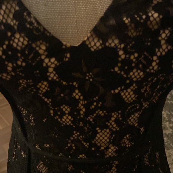 NWOT Keepsake The Label Australian company black lace dress w/ spaghetti straps - Picture 8 of 12